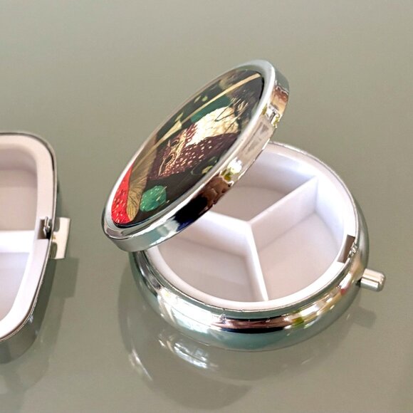 Baby Owl Toadstool Umbrella Purse Vitamin Decorative Pill Box Secure Container - Picture 5 of 5